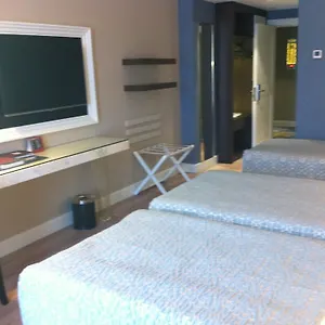 Standard Triple Room City View